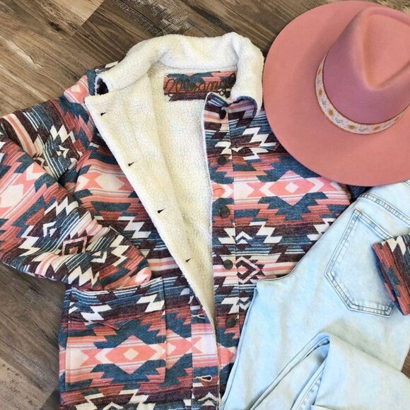 NWT COWGIRL LEGEND*Wool Blend Sherpa Lined Button Jacket Aztec Print M - Picture 2 of 8